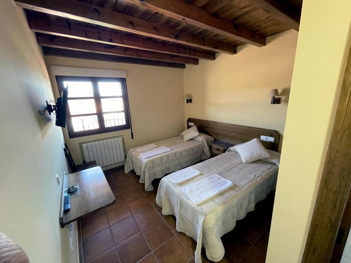 ホテル La Guarida De La Lleira Ferreras de Arriba エクステリア 写真